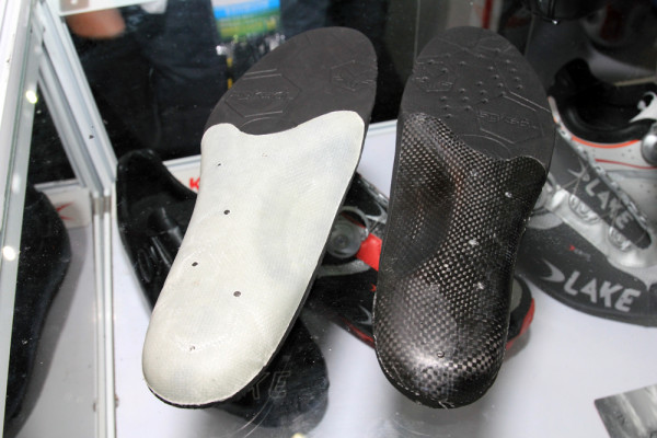 Lake carbon moldable insoles limited edition matte black road (4)