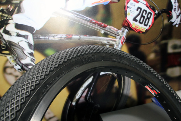 Vee Rubber Taipei show Vans BMX tire (17)