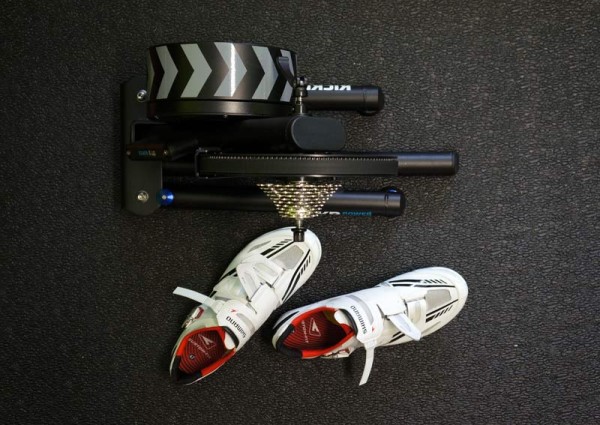 Wahoo Fitness Kickr Trainer review with power measurement and iPhone app controlled settings