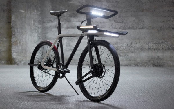 SEA-DENNY-the-Denny-bike-also-has-a-fully-integrated-smart-lighting-system-that-adapts-the-intensity-based-on-the-natural-light-conditions-1160x730