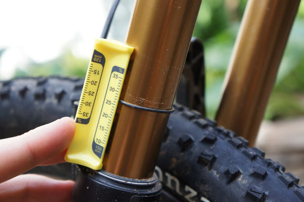 bikerumor guide how to set up mountain bike suspension sag