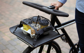 SEA-DENNY-The-front-of-the-bike-frame-functions-as-a-carry-tray-with-a-flexible-netting-design-that-caters-even-for-the-morning-coffee-run