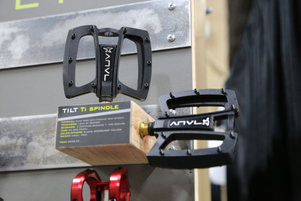 Anvil Components Tilt Titanium Pedal (1)