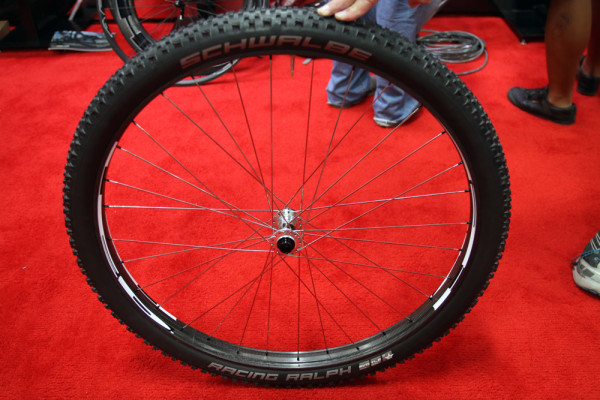 Hed carbon fat bike 29+ aluminum rim wheels (3)