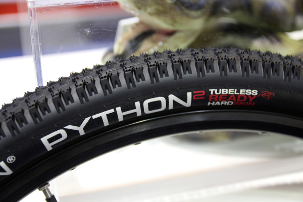 Hutchinson Python II cross country tire (7)