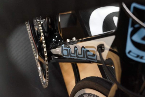2015 Blue Axino lightweight aero road bike