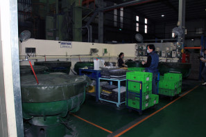 SRAM Taiwan Factory Tours Suspension Shifters Derialleurs Carbon production122