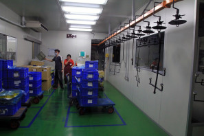 SRAM Taiwan Factory Tours Suspension Shifters Derialleurs Carbon production140