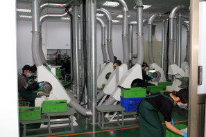 SRAM Taiwan Factory Tours Suspension Shifters Derialleurs Carbon production252