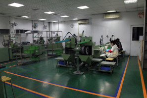 SRAM Taiwan Factory Tours Suspension Shifters Derialleurs Carbon production271