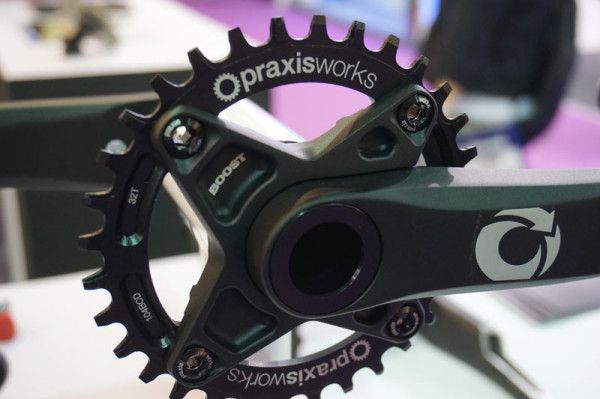 praxis-boost-mountain-bike-crankset-spider-offset01