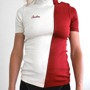 Isadore-Apparel_Womens-Asymmetric-Jersey_merino-wool-blend_Rio-red-Antique-white_poor-later-fit