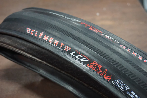 2016 Clement LCV road bike tire