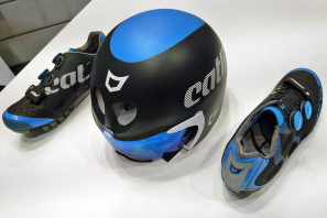 Catlike_Blue-Line_Whisper-MTB-mountain-shoes_Rapid-Tri-aero-triathlon-helmet_Whisper-Road-shoes