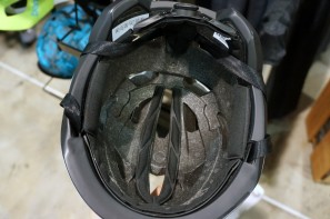 bern helmet road mips (1)