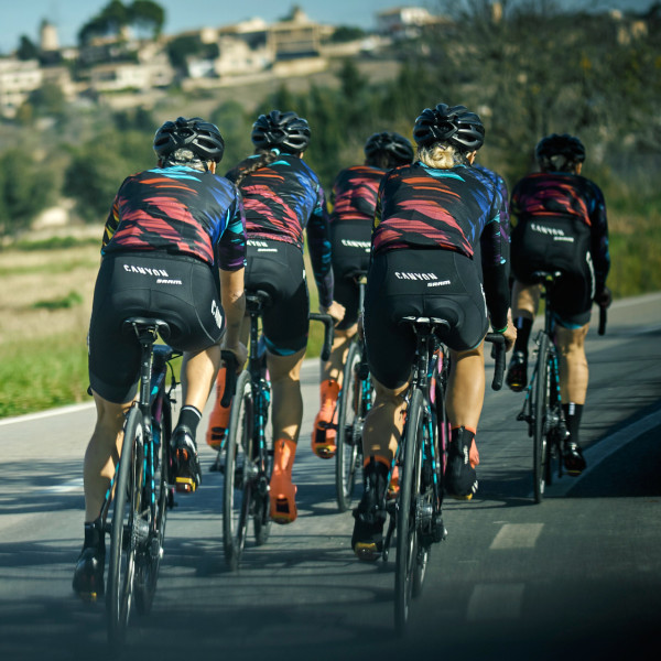 Canyon-SRAM_womens-team_bike_photo-by-Tino-Pohlmann_Mallorca-Training