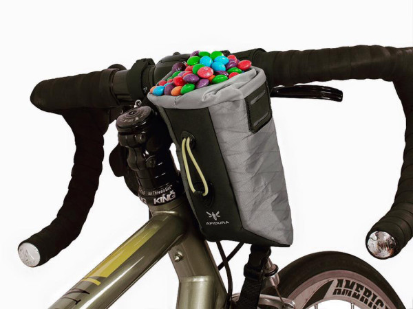 Apidura_Food-Pouch_lightweight-bikepacking-bags_Skittles