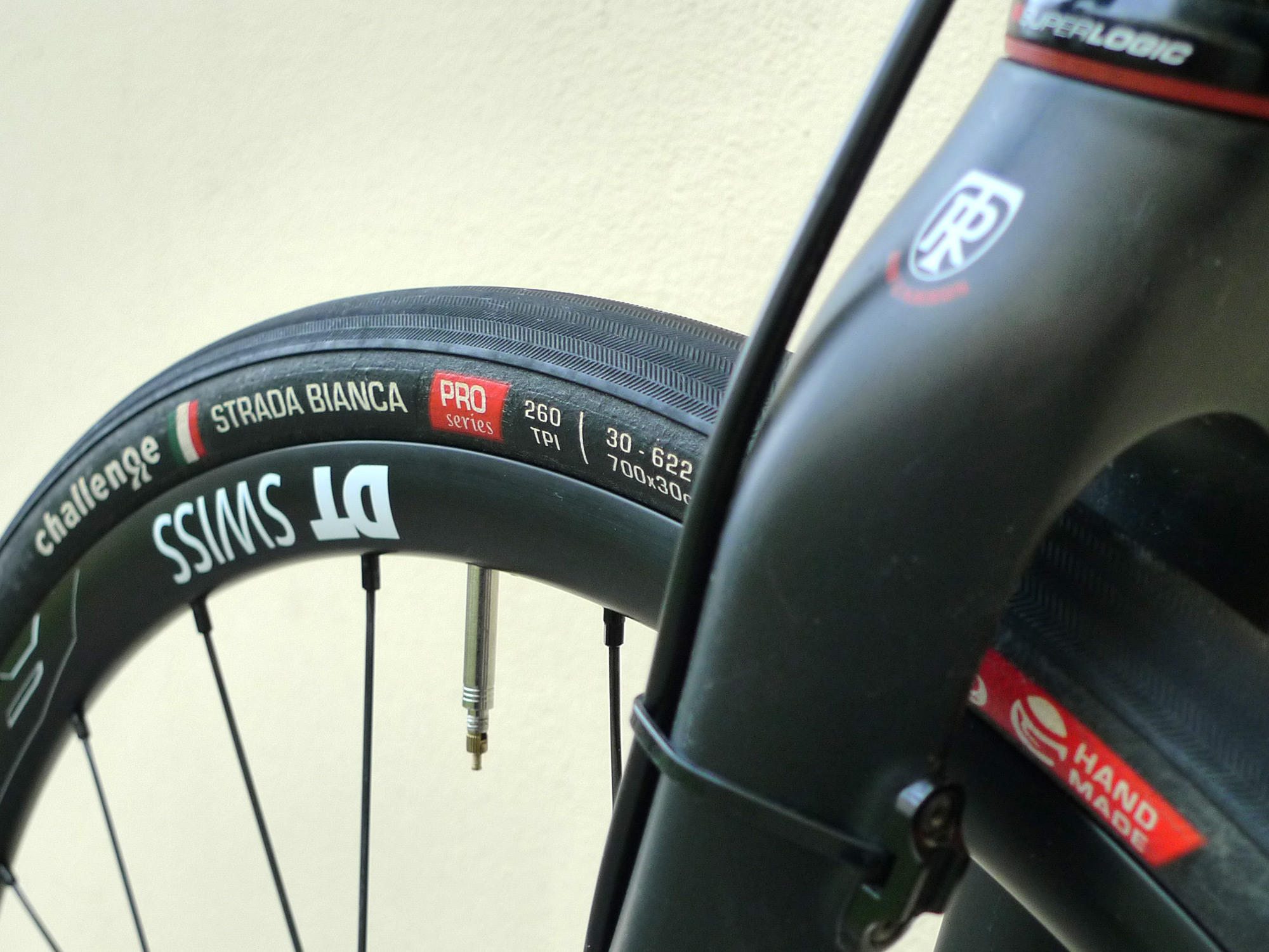 Review: Challenge Strada Bianca & Paris-Roubaix have gravel clinched - Bikerumor