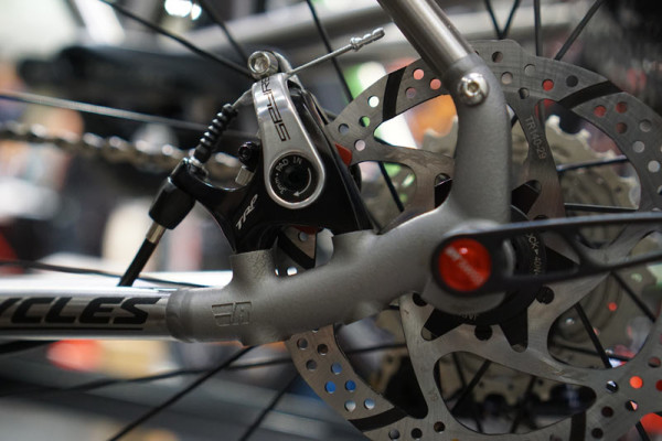 Ti-Cycles-titanium-cyclocross-bike-3d-printed-dropouts02