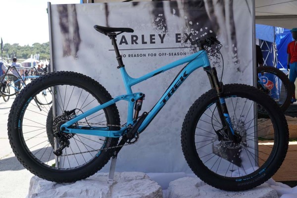 2017 Trek Farley EX full suspension 275 alloy fat bike