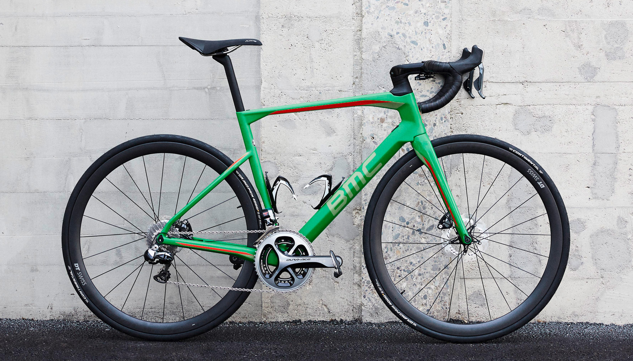 Roadmachine blends endurance and performance road into -