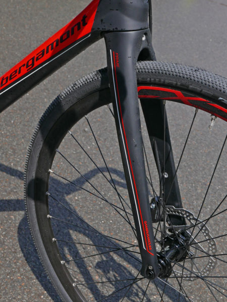 Bergamont_Grandurance_disc-brake-carbon-endurance-road-gravel-bike_fork