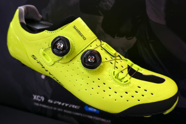 Shimano_S-Phyre-XC9_SH-XC900_carbon-soled-cross-country-race-mountain-bike-shoes_yellow