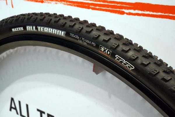 2017-maxxis-all-terrane-cyclocross-tire01