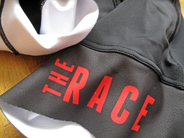 red-white_the-race_endurance-cycling-bib-shorts_leg-detail