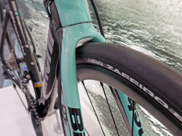 Eb Bianchi Aria Disc Slips Disc Brakes Onto Aero Road Bike Bikerumor