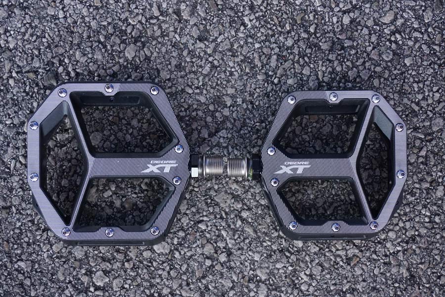 2018 Shimano XT flat pedals for mountain biking