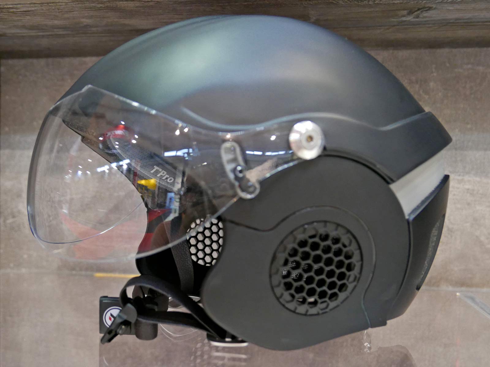 Lazer speeds up e-bike pedelec with Anverz NTA & NTA helmets - Bikerumor