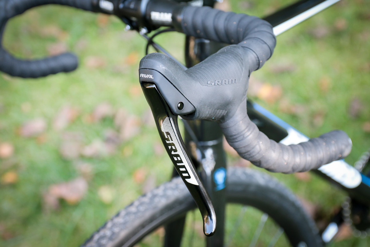 Hands On: Framed Course Carbon cyclocross bike and Pub Carbon tubeless cross wheels