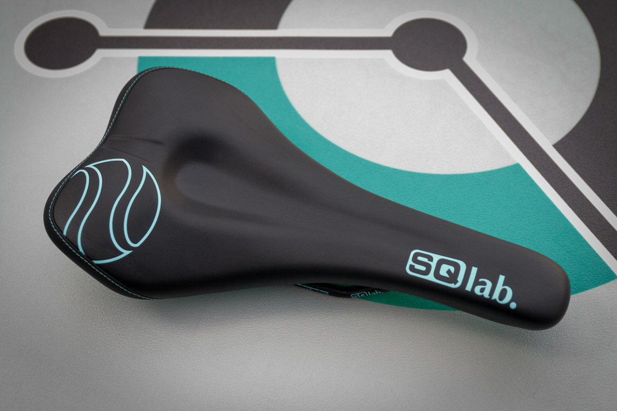 IB17: SQlab embraces Endless Summer ltd. Edition, shows prototype grips and saddle, plus new Ergolux 610 