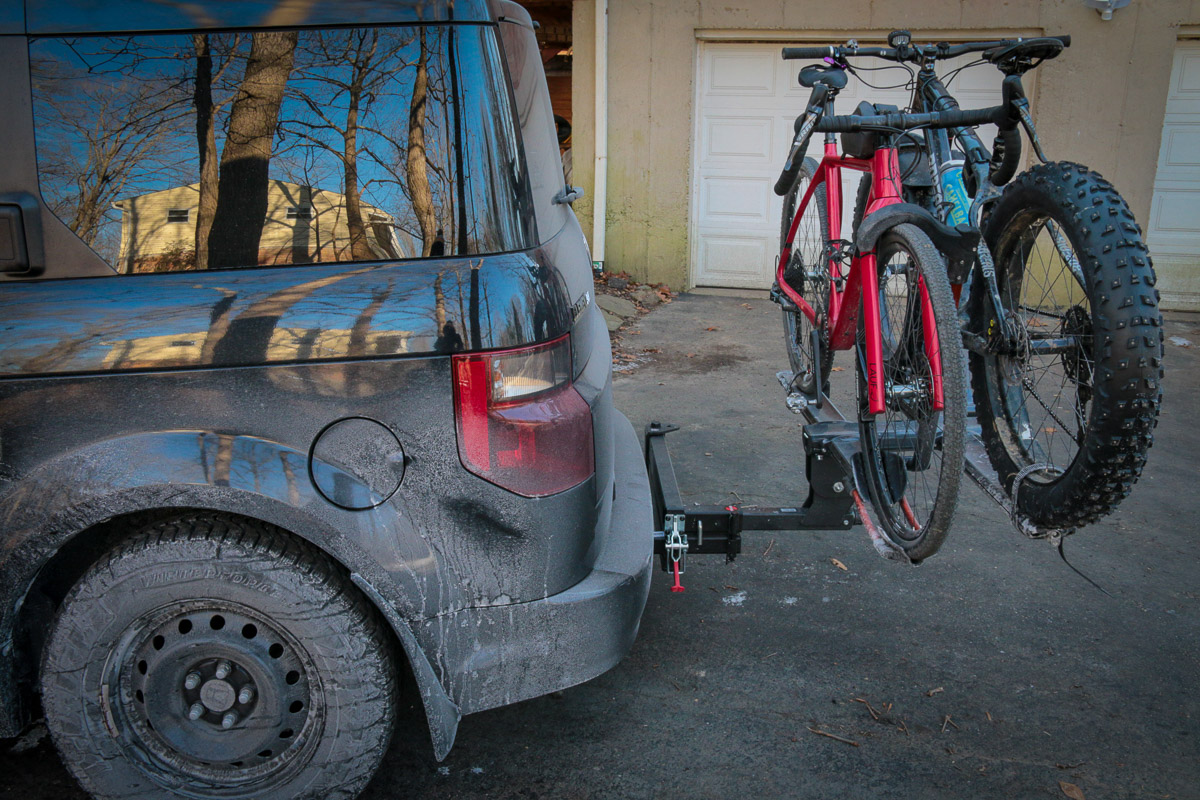 Hitch Swings Pt. 1: Kuat Pivot adapts 2" bike racks to swing freely from the vehicle