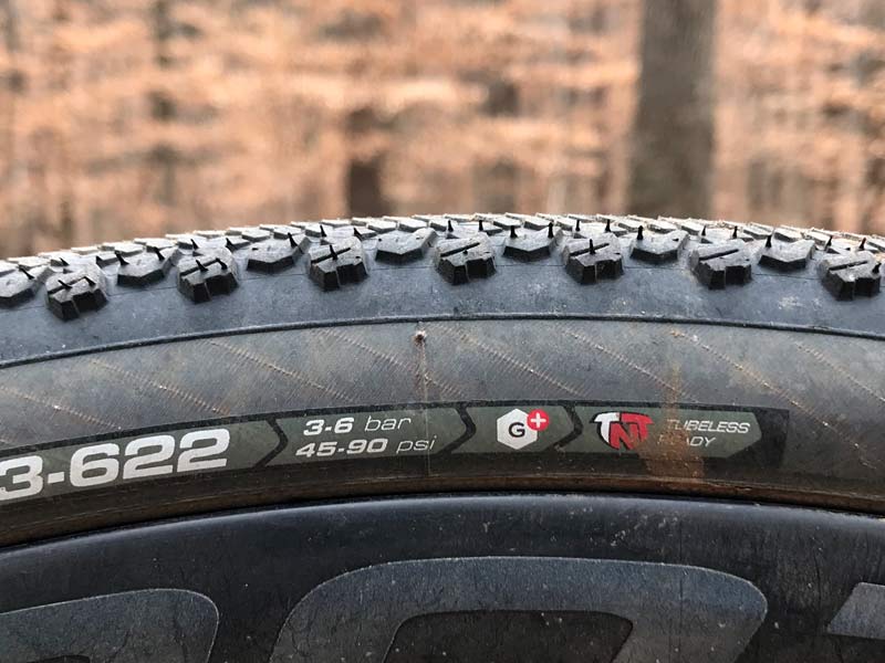 Vittoria Terreno Dry conditions tubeless clincher cyclocross tire review