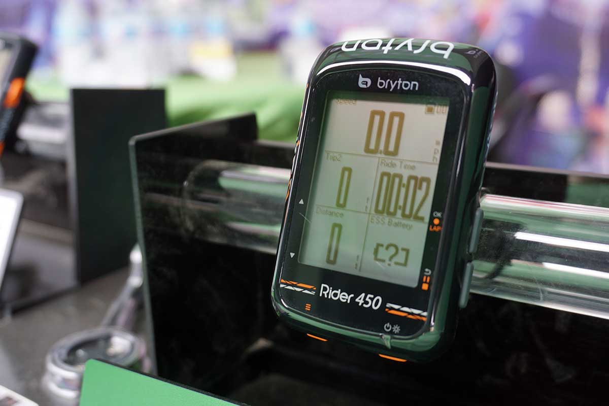 bryton 450 gps cycling computer makes it easy to add route guidance