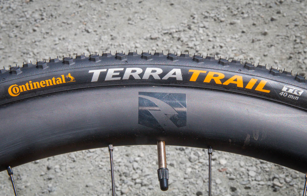Continental teases gravel tires, Michelin DH tires to return, & more from Vee Tire Co.