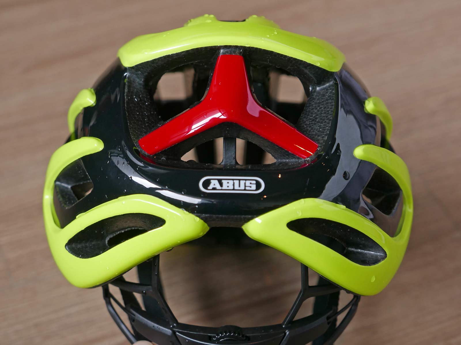Abus Airbreaker helmet review, lightweight vented aero road bike helmet