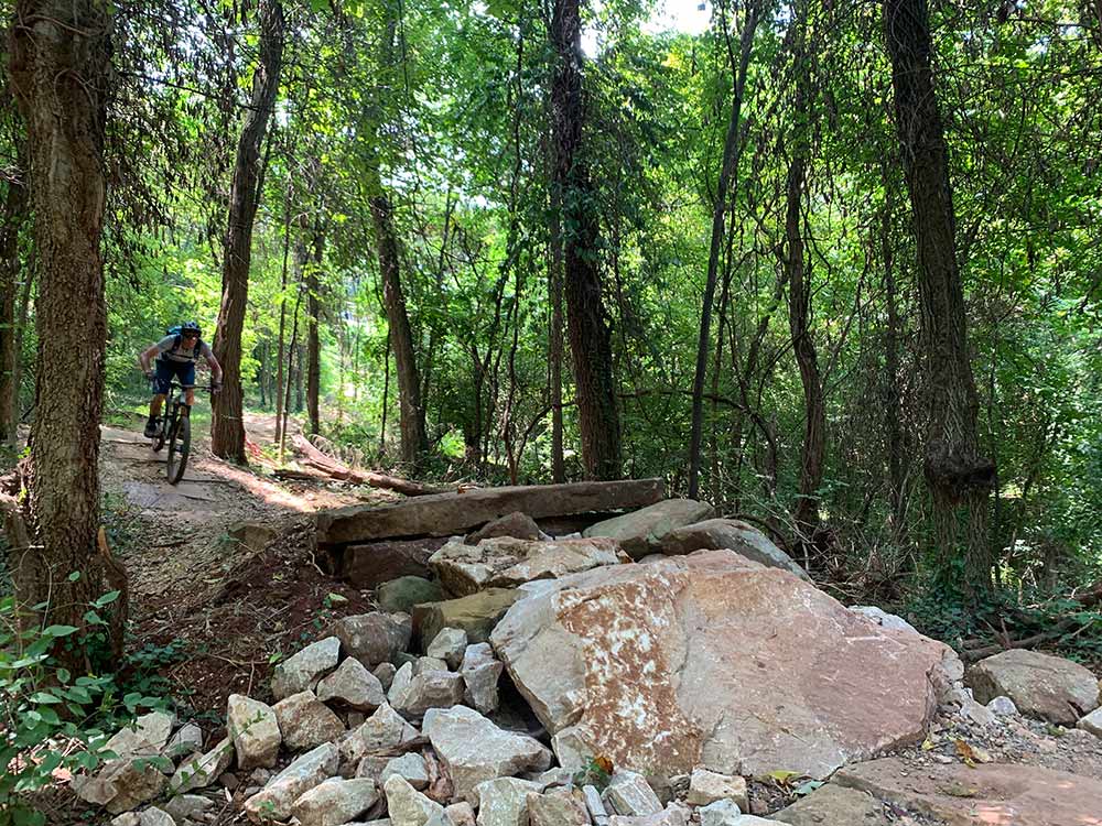 where to ride mountain bikes in knoxville tennessee