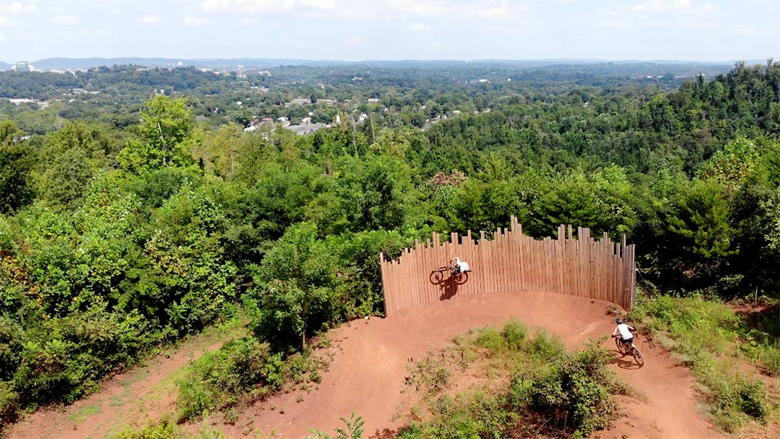 devils racetrack wall ride in knoxville tennessee