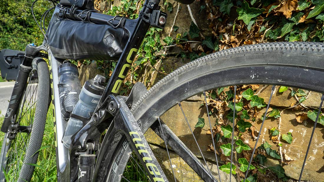 niner mcr9 suspension gravel bike review and tech features