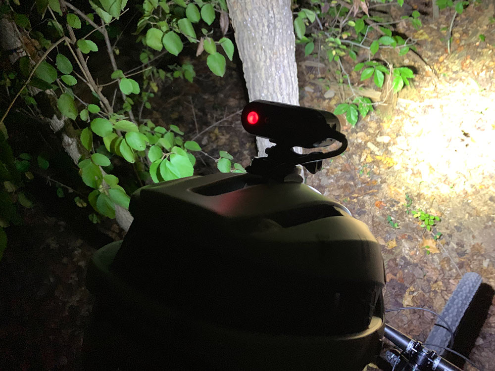 gloworm bike lights have buttons that indicate the battery level