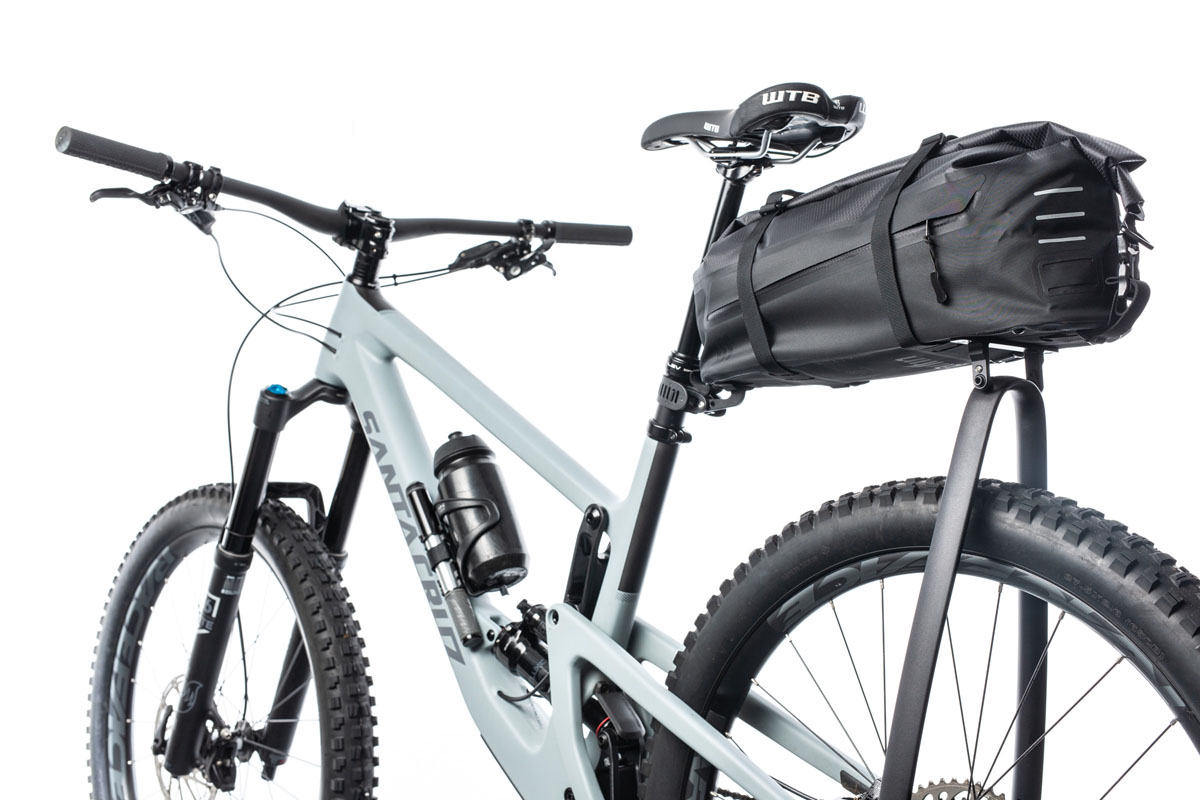 Tailfin Aeropack combines integrated seatpack & aero rack supports for all-in-one gear solution