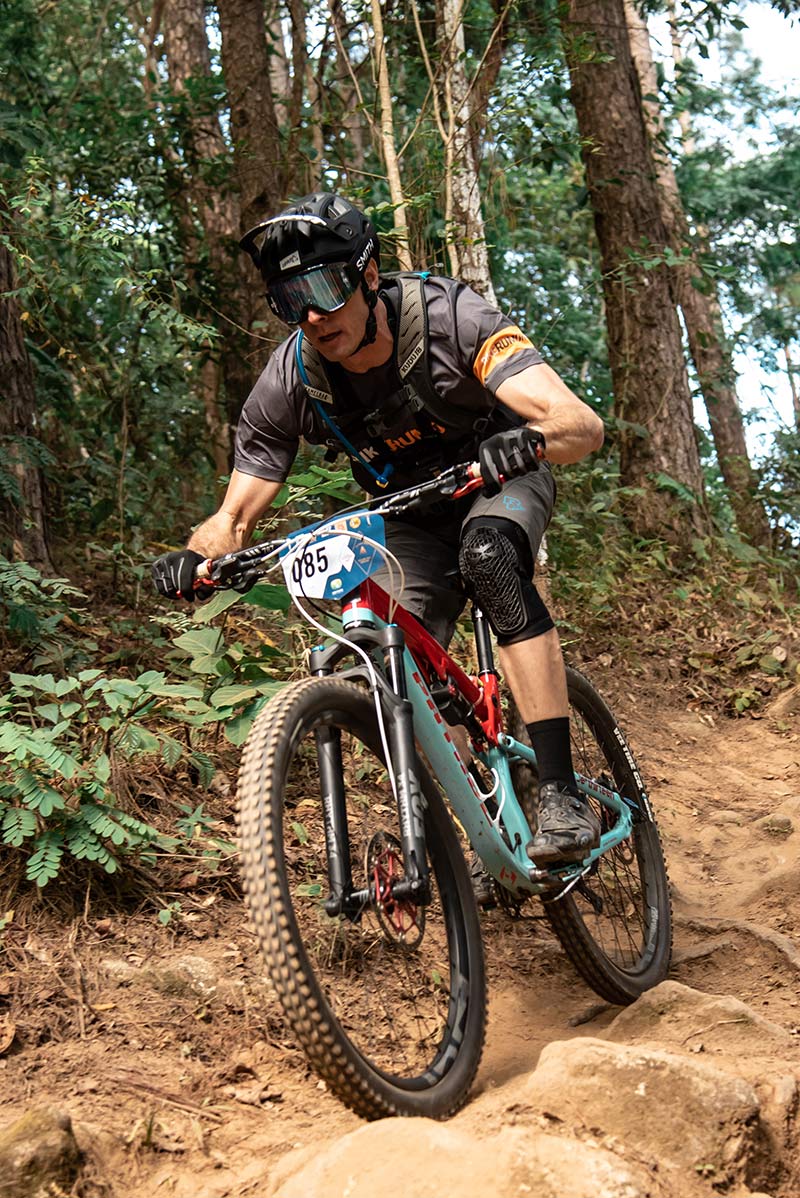 tyler racing the intl chiang mai enduro on vee tires