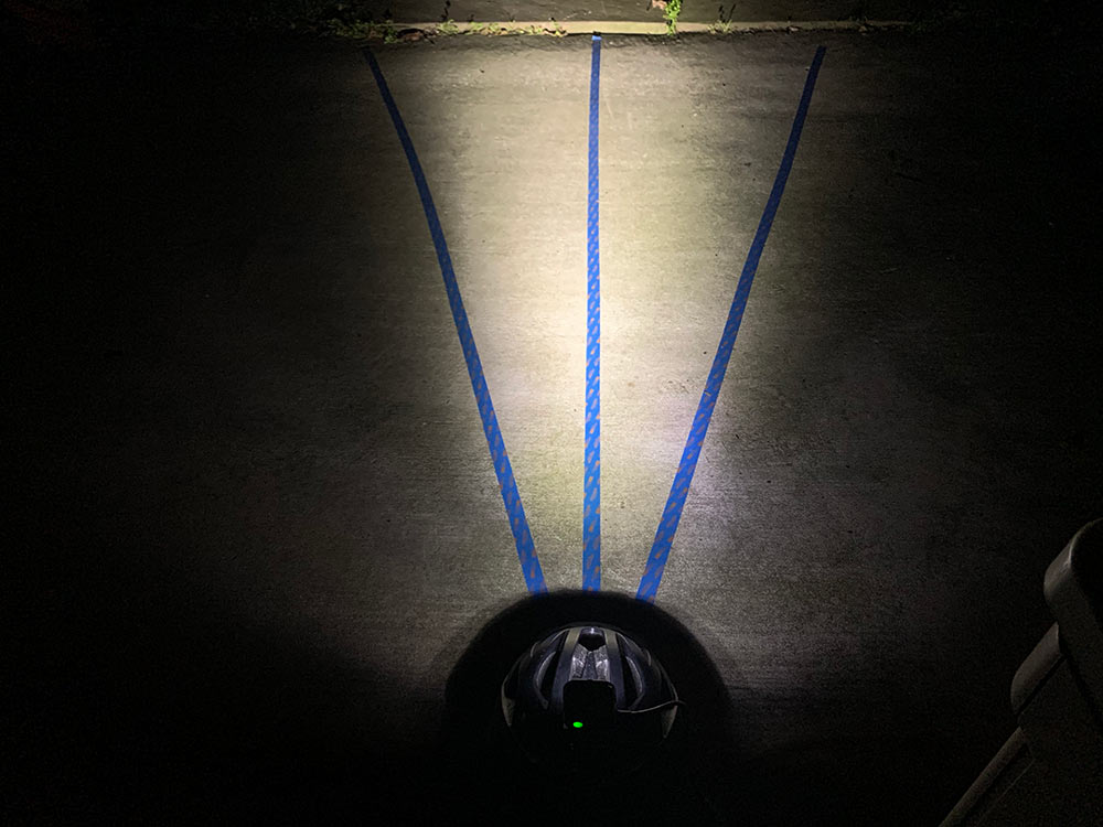 how do I adjust the beam pattern and light output on the Gloworm X2 and XSV bike lights