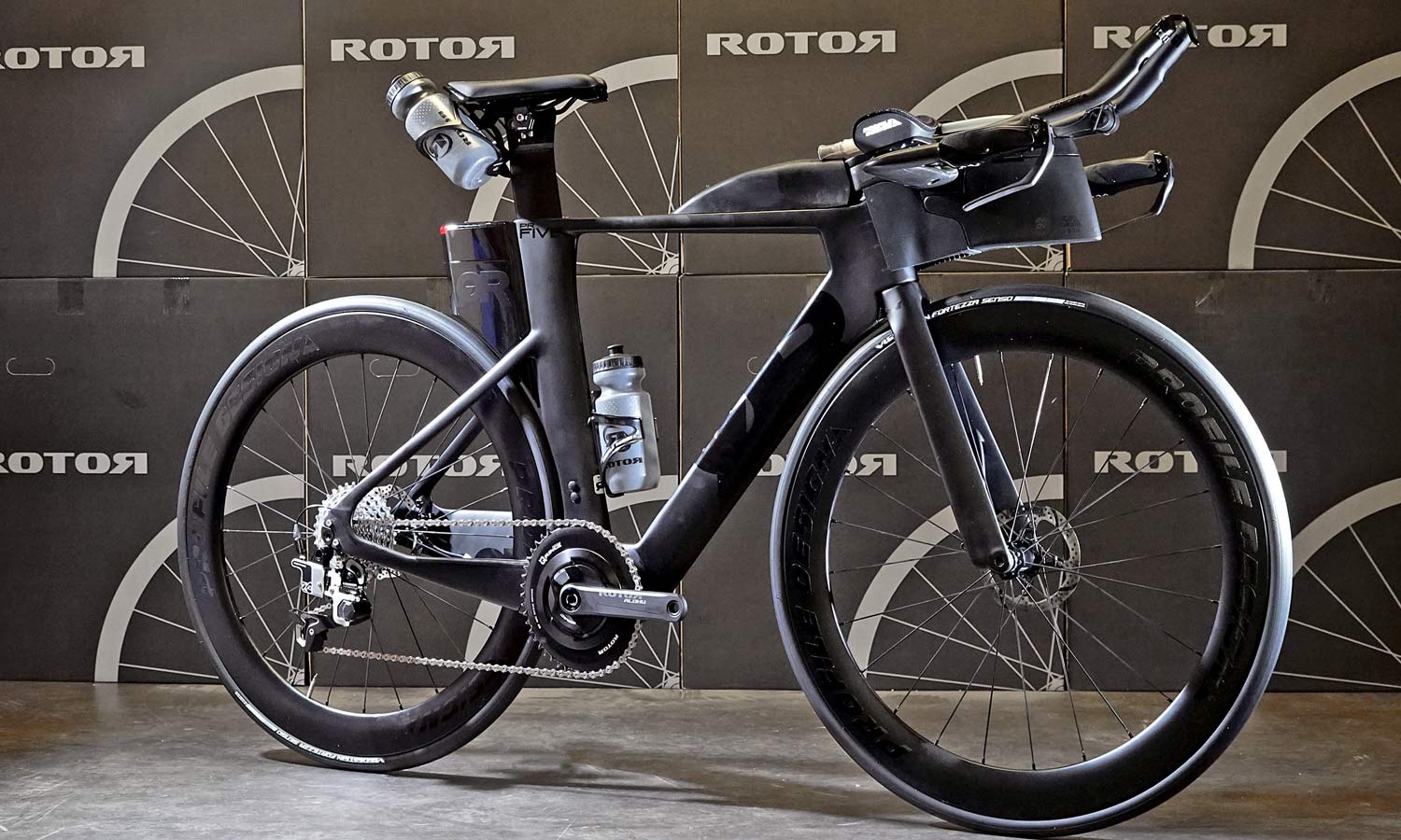 Rotor 1x13 TT aero hydraulic time trial drivetrain groupset, Kona IronMan Ventum Profile Design concept bike