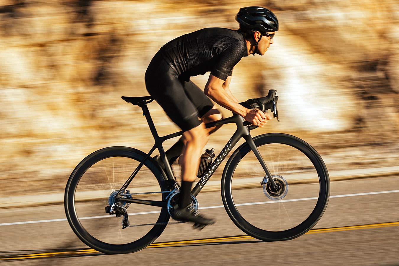 2021 Giant TCR road bike, new lightweight carbon aero road race bike