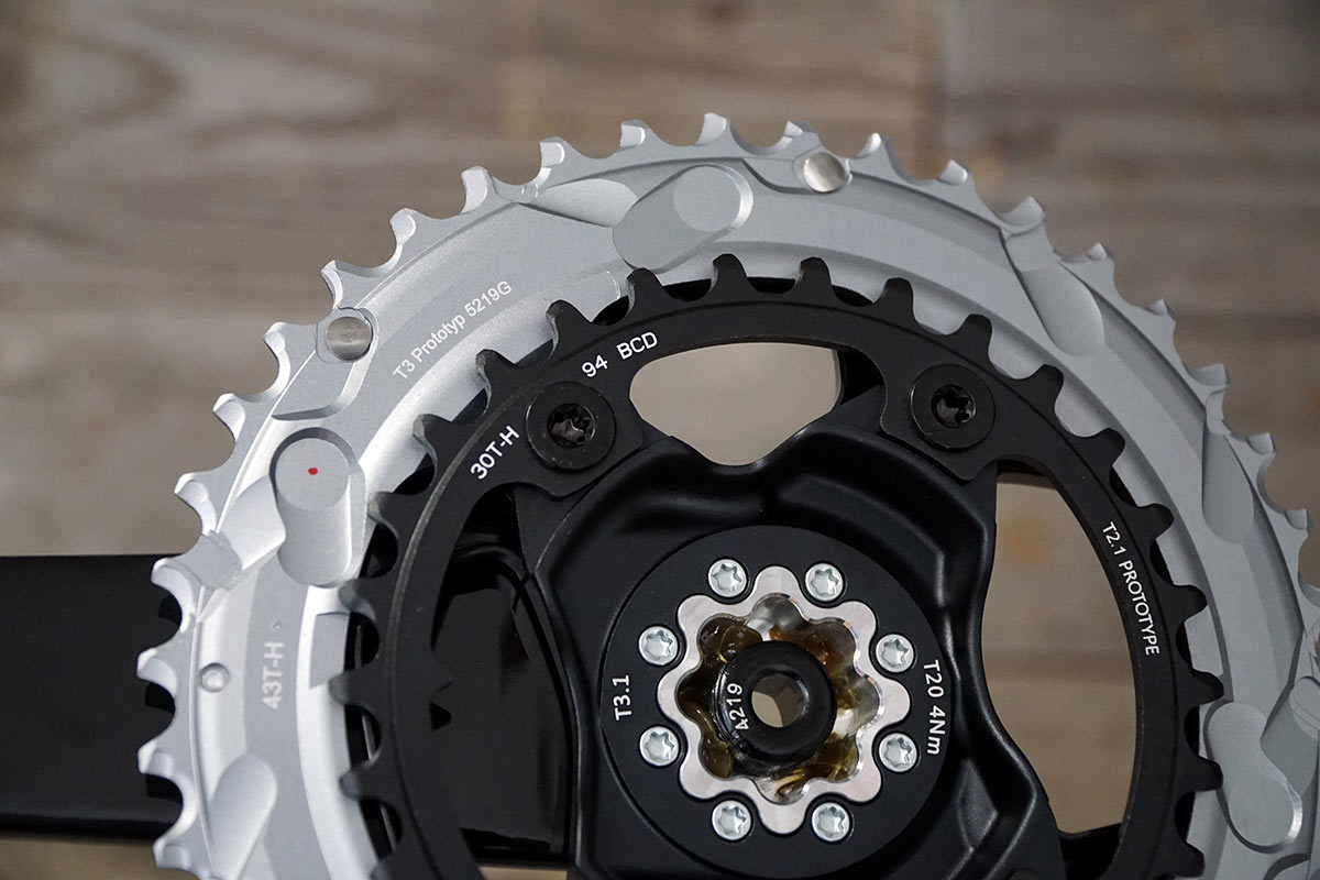 sram force axs wide range compact 43-30 chainrings and carbon cranks for gravel bikes and road bikes