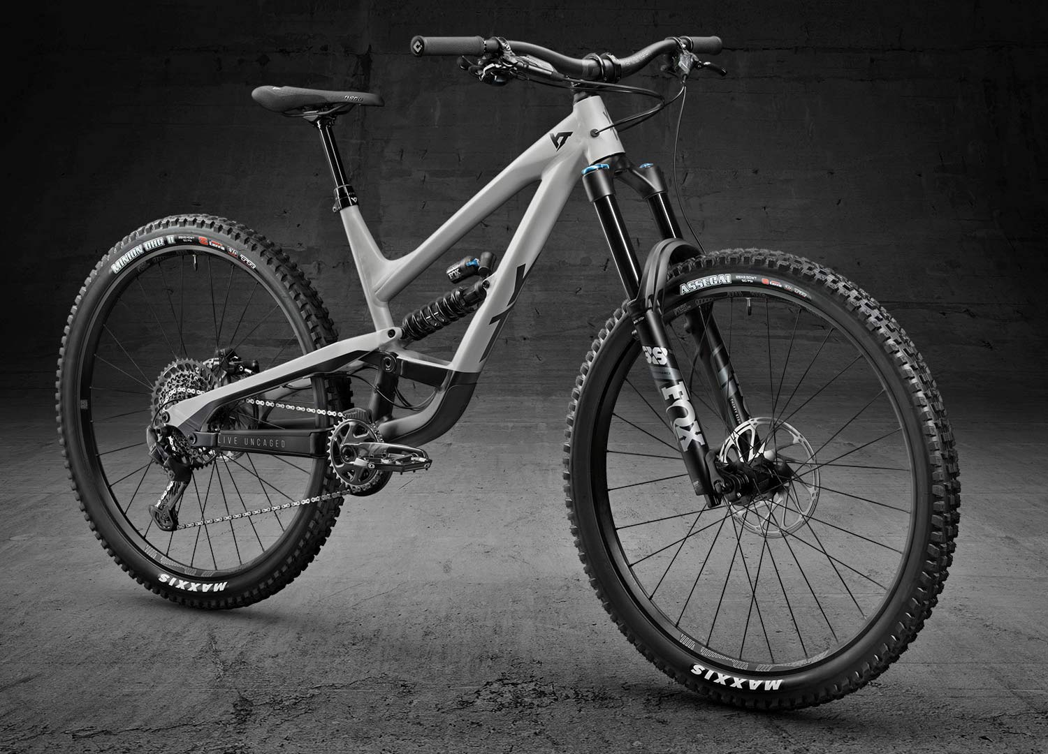 YT Capra Shred 29" or 27.5" alloy coil-shock enduro mountain bike